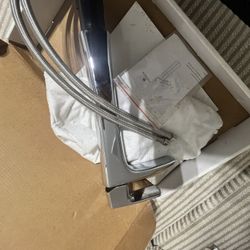 Fresca Extended Single-Lever Faucet (Chrome) – NEW