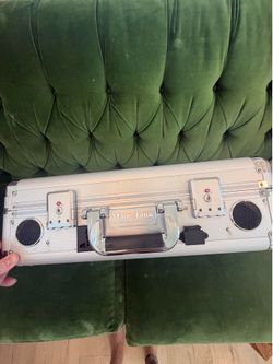 Mane Tame Barber case