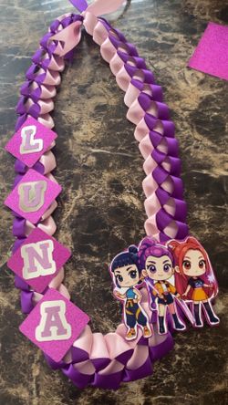 Graduation leis
