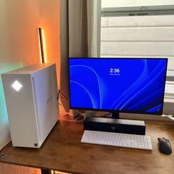 HP Omen + razer mouse+ monitor+