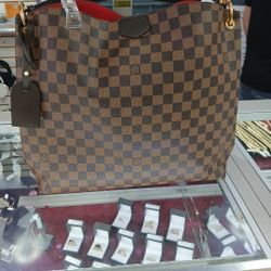 Louis Vuitton Purse 