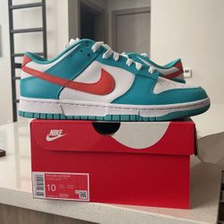 Nike Dunk Low Retro