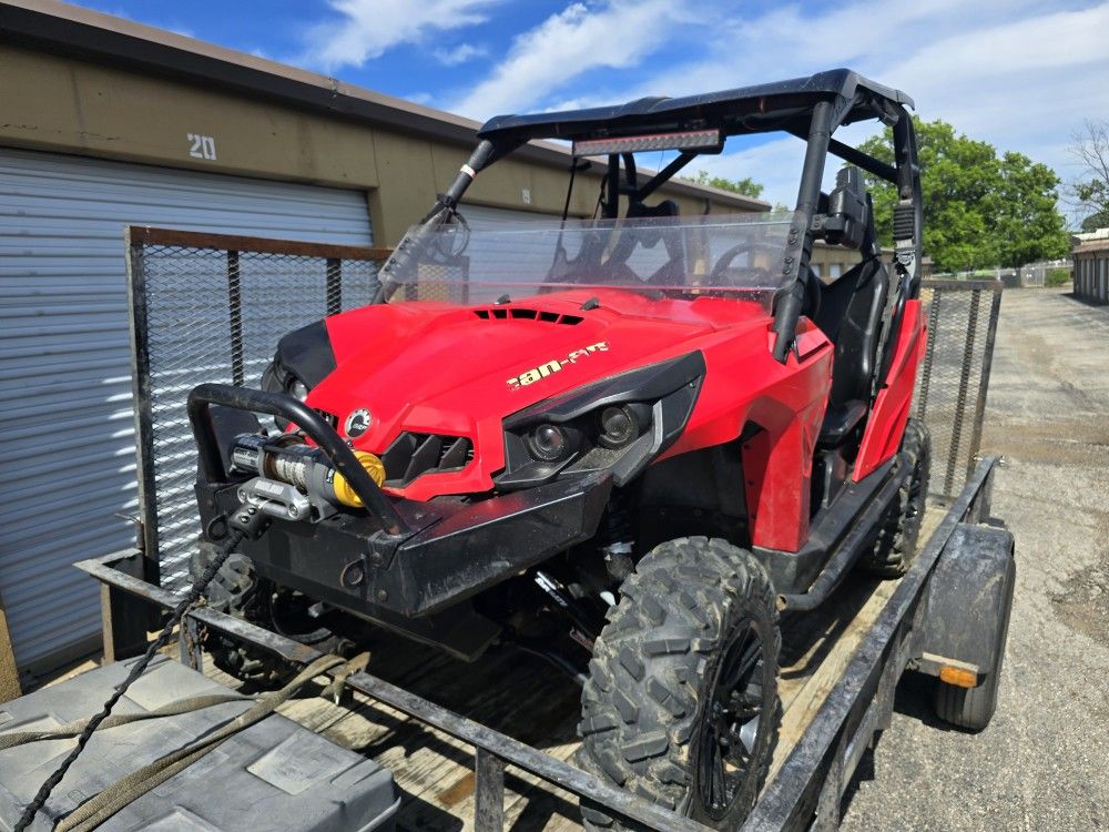 2014 Can am Commander
