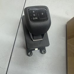 Gear Shifter w Knob