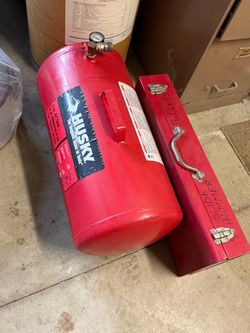Husky Portable Air Tank