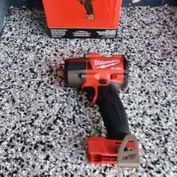 IMPACT WRENCH 1/2" MILWAUKEE TOOL ONLY 