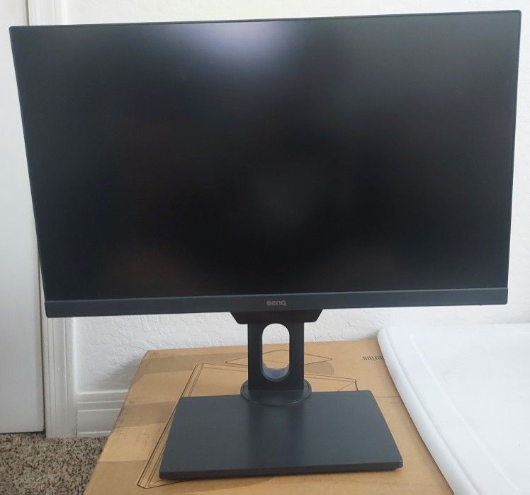 BenQ Color Accurate Design Monitor