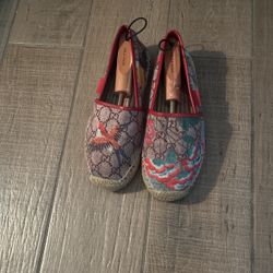 Genuine Women  Gucci Espadrille Flats Size 8 1/2