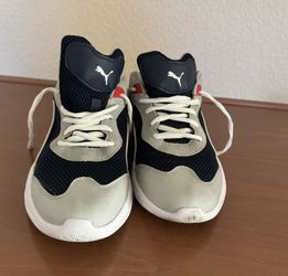 Puma sneakers women (9.5)