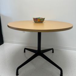 Eames Kitchen Table For 4
