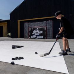 Better Hockey Extreme Dryland Flooring Tiles Synthetic Ice Panels for Hockey