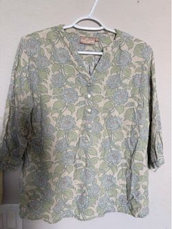 Women’s blouse