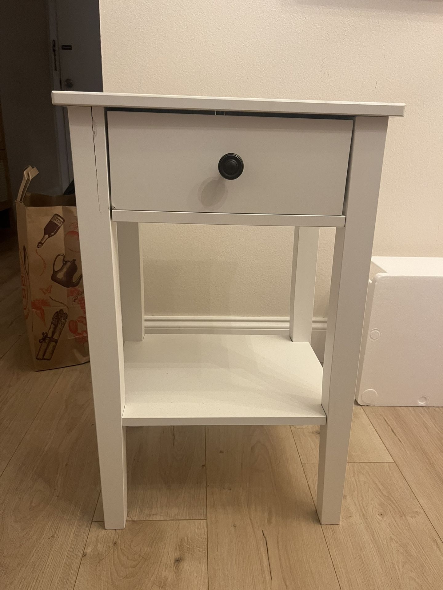 Nightstand/Side Table