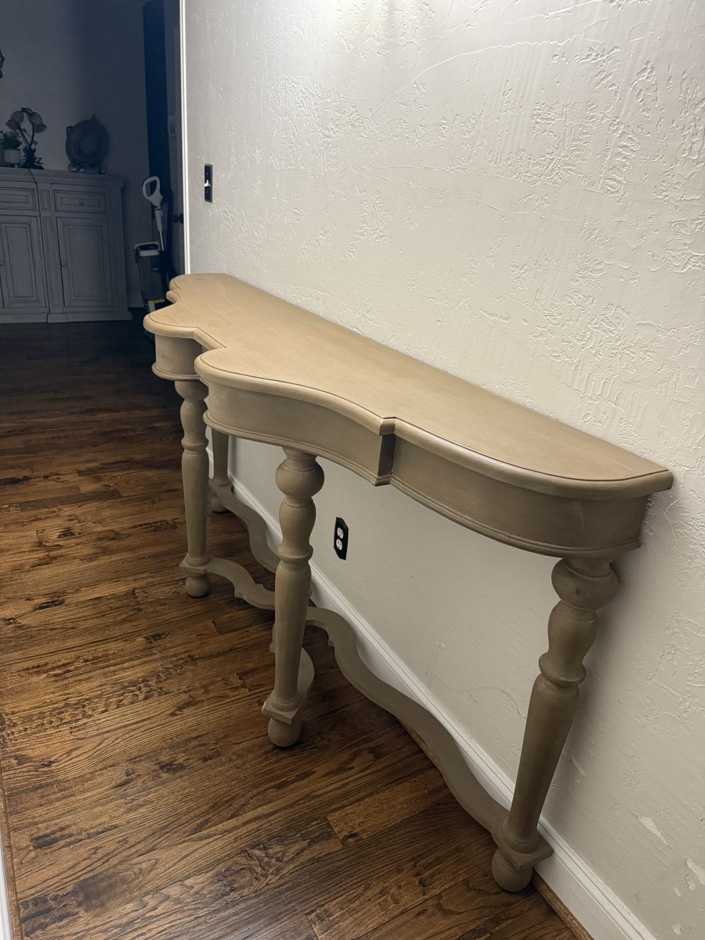 Console/hallway Table
