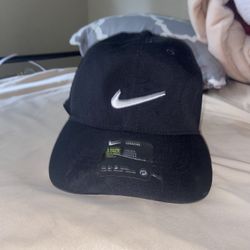 Black Nike Swoosh Hat