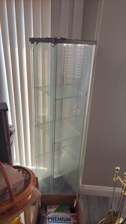 Glass cabinet