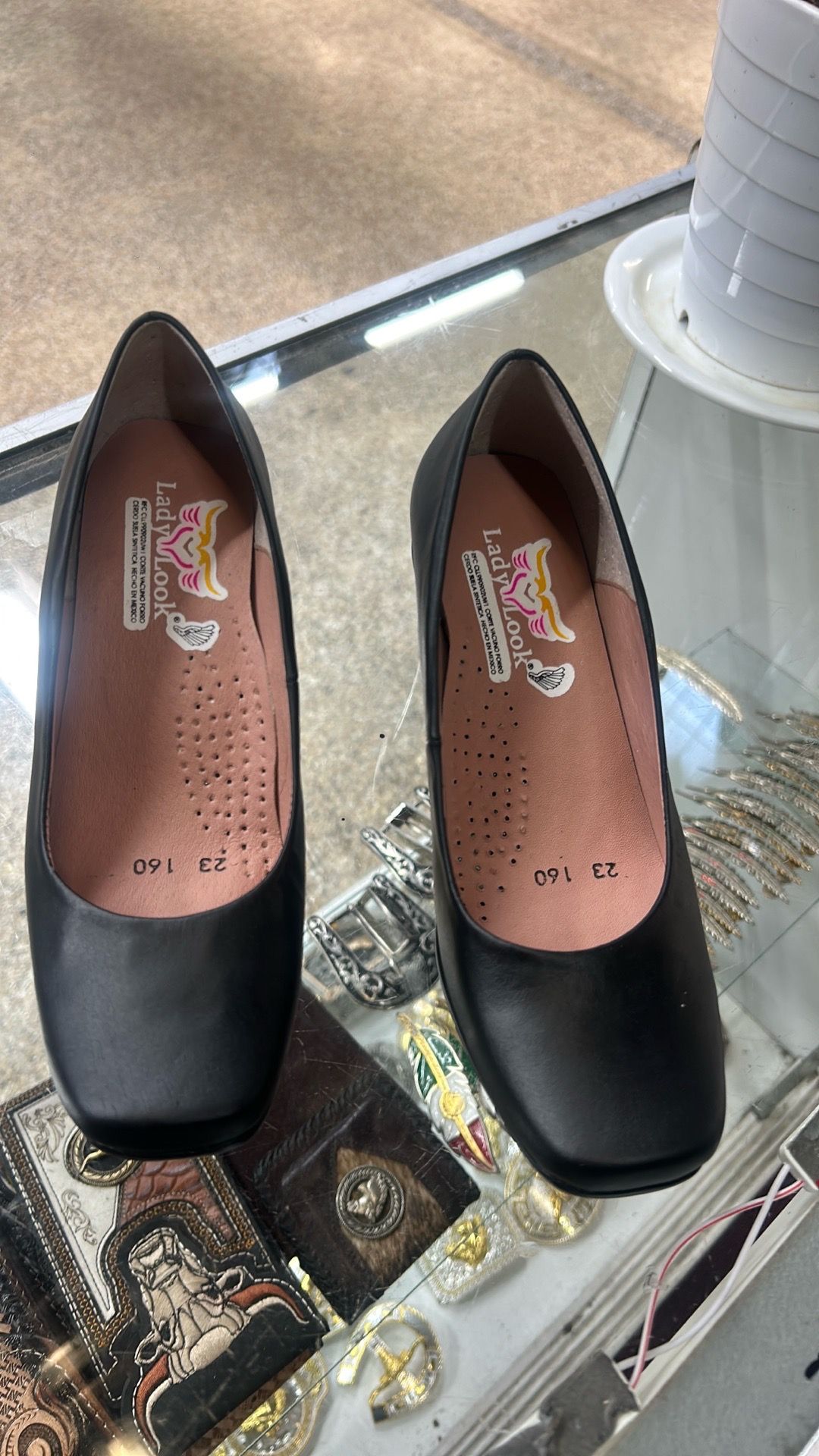 Size 3 older women’s