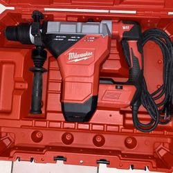 Milwaukee 15 Amp 1-3/4 in. SDS-MAX Corded Combination Hammer with E-Clutch  