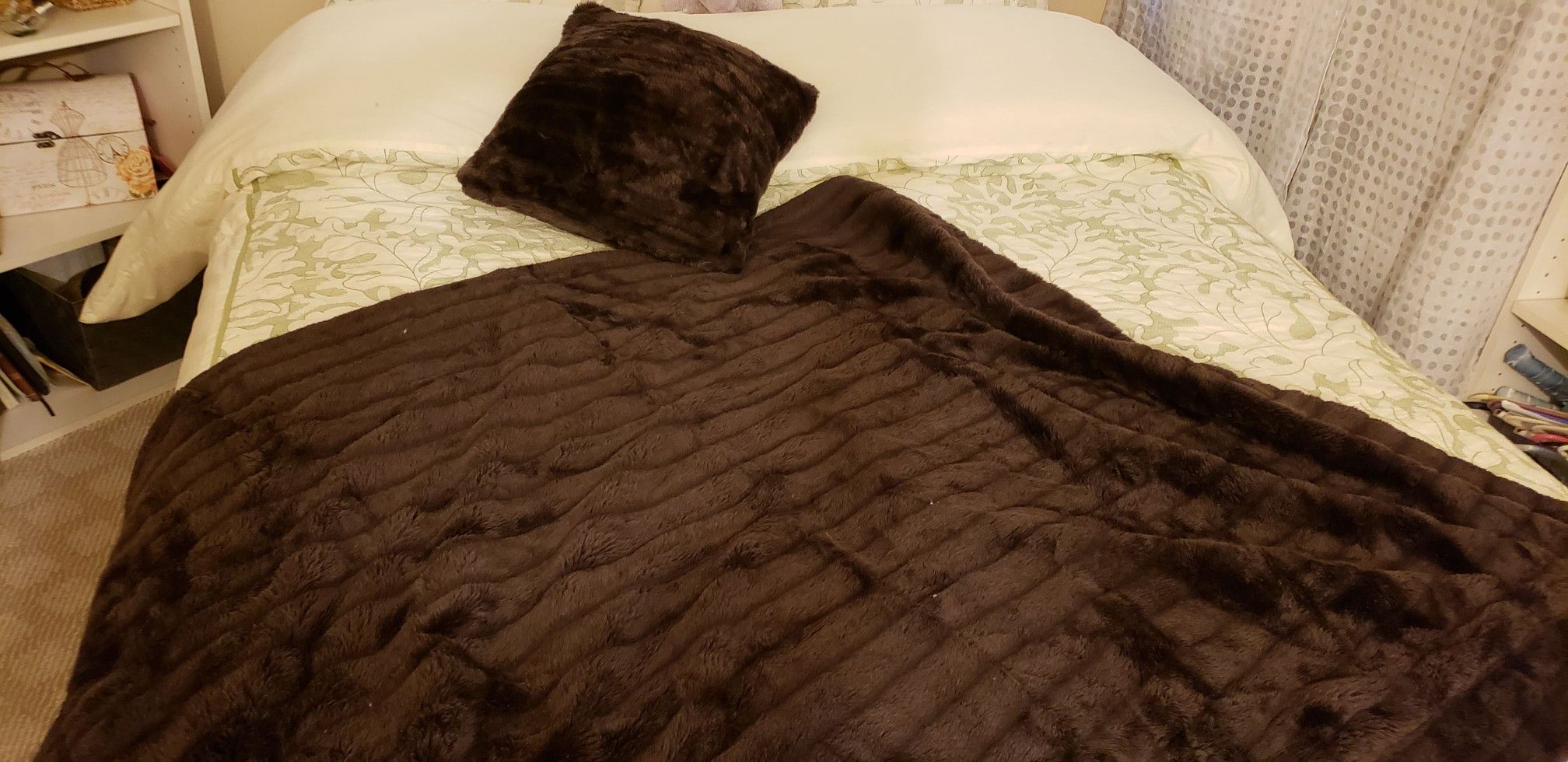 Rich Chocolate Brown Faux Fur Blanket & Pillow