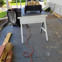 Horses To Hold Material