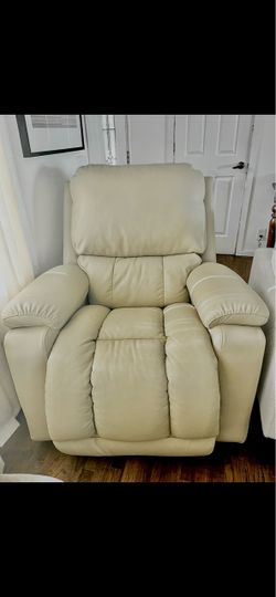 Cream Leather Recliner Chair from lazy boy