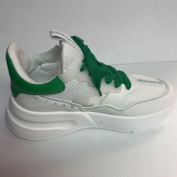 Alexander Mcqueen Chunky Sneakers In Green
