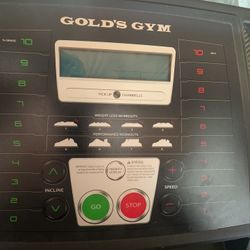 TRAINER 410 TREADMILL GOLD GYM