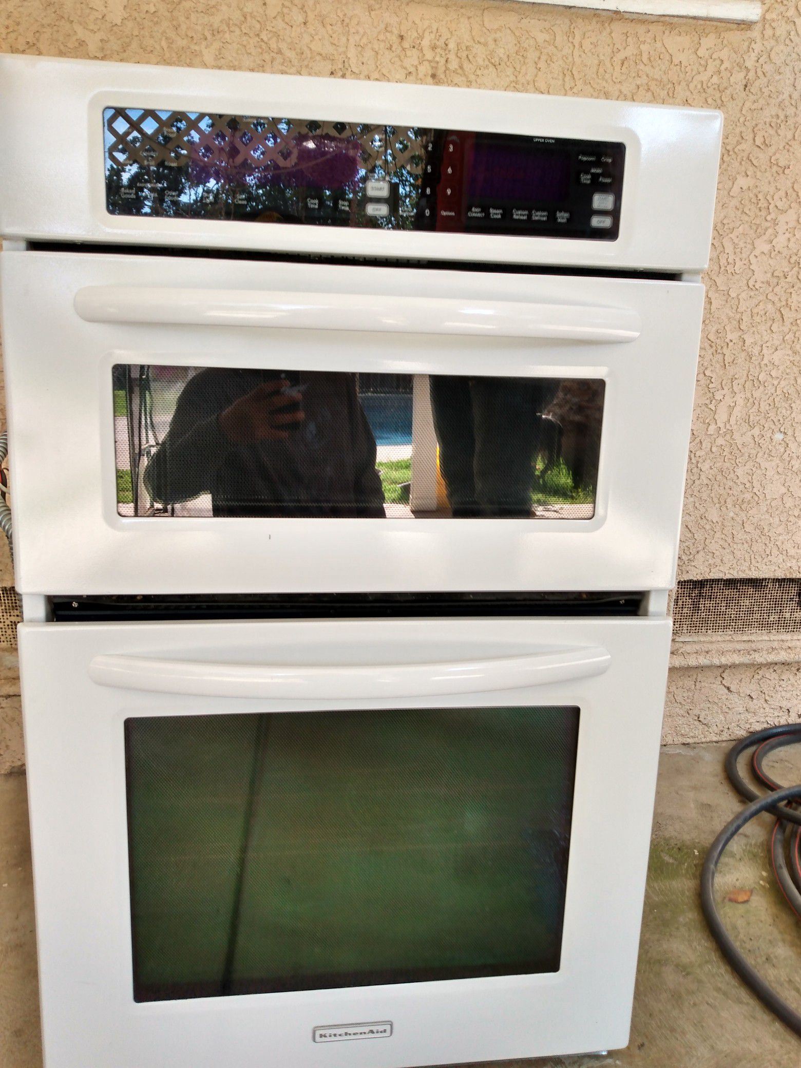 Oven/ microwave kitchenAid