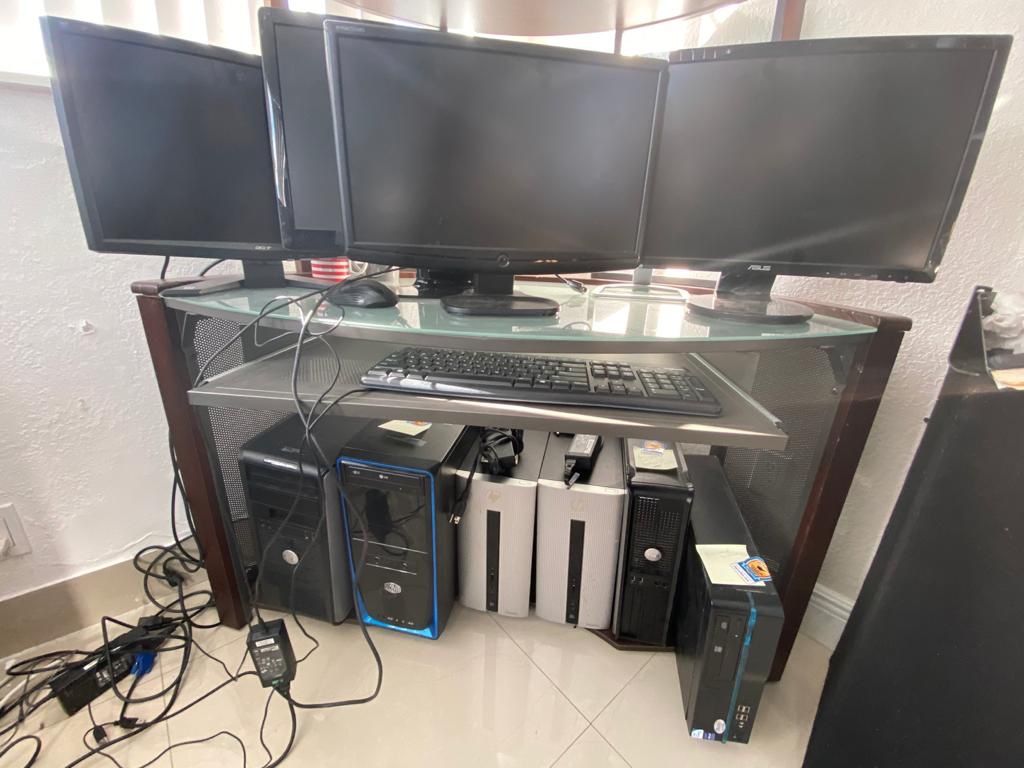 6 desktop computer, clean and perfect condition