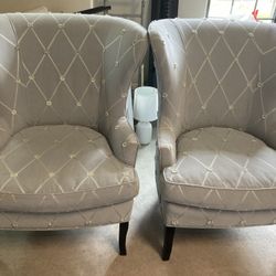 Accent Chairs