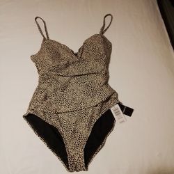 Womens Ellen Tracy One pc. Bathing Suit Size 12/14