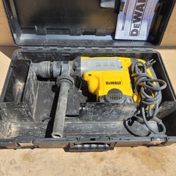 Dewalt Max Hammer 