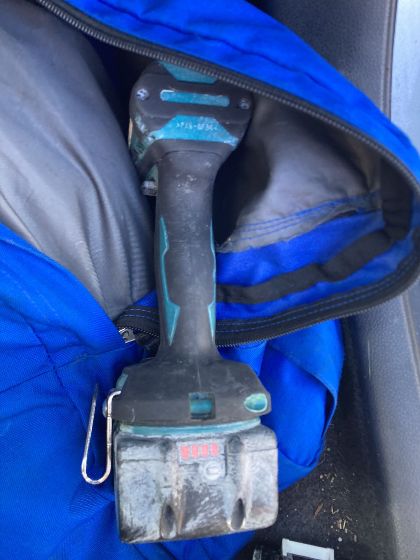 Makita Impact Driver + 2 Batteries Fully Charged Both 5.0 Ah 18 Volt Lithium