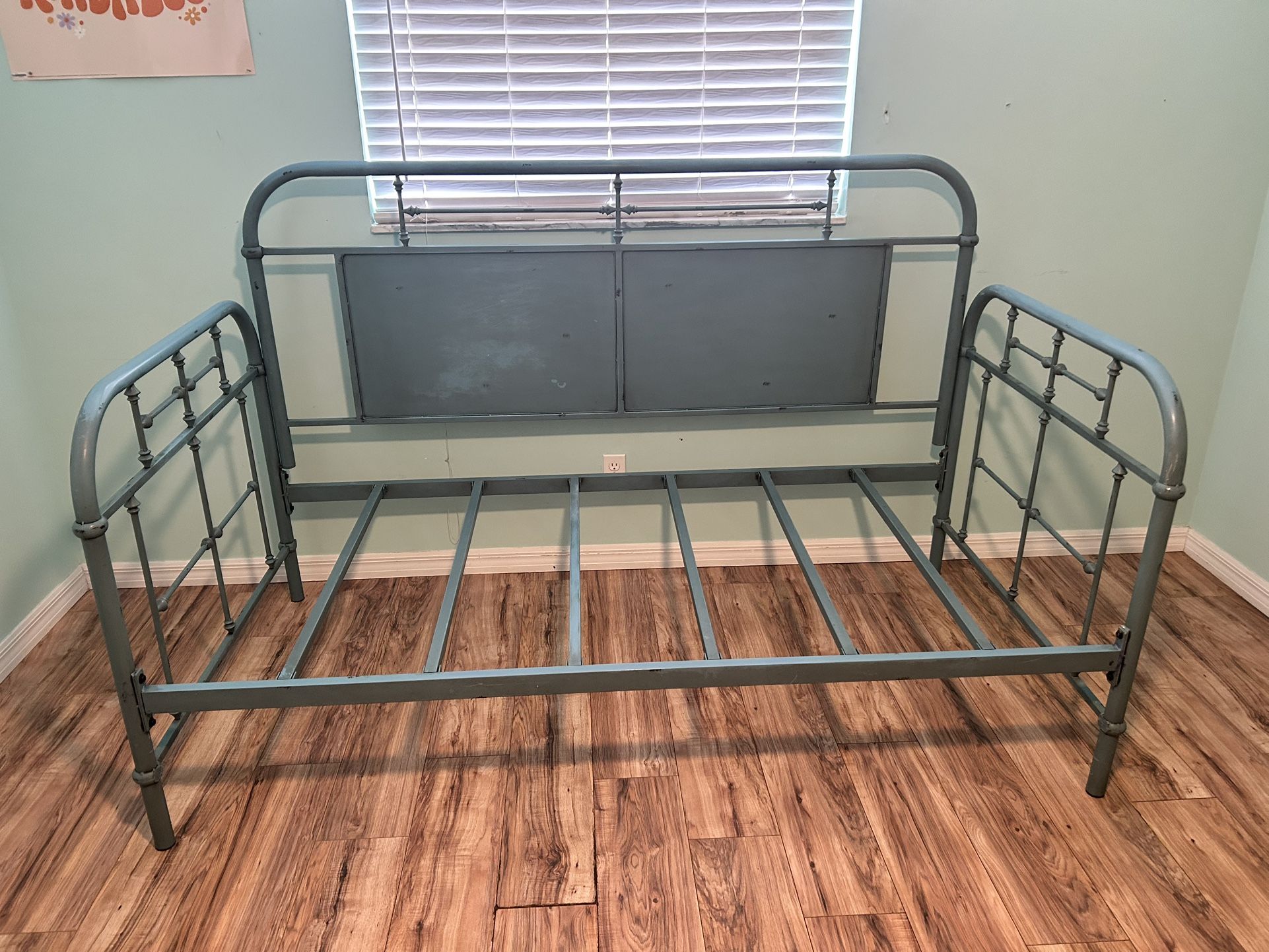 Twin Daybed Frame 