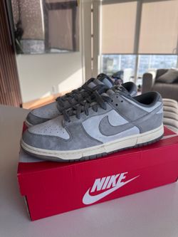Men’s Nike Dunks Gray Size 10.5