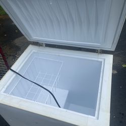 Frigidaire Freezer - Can Deliver If Within 10 Miles
