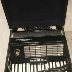 Westminster German Accordion 