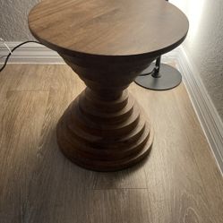Pretty Home Decoration  Natural Wood Table  ( Ask For Price)
