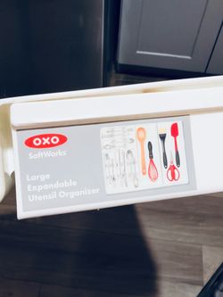 OXO expandable drawer organizer