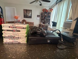 XBOX 360 console + games
