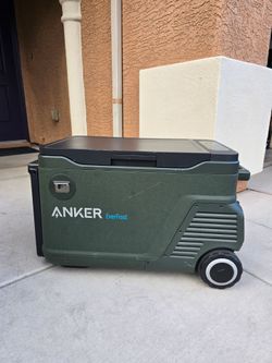 Anker EverFrost 40 Portable Electric Cooler (43L) - BRAND NEW BATTERY