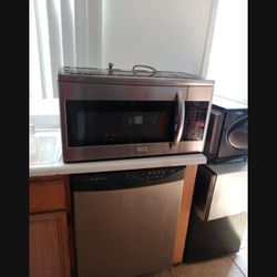 Frigidaire Microwave 