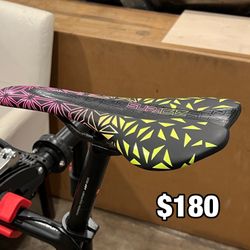 Supacaz Specialized Scorch Carbon bike Saddle Seat with post clamp