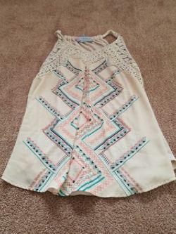 Shirt size small brand maddesig