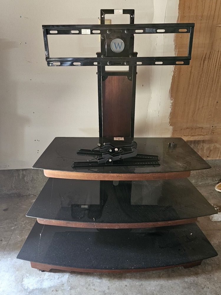 TV Stand With Shelves