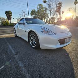 Nissan 370z Touring 2,011 