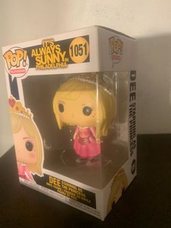 Funko Pop It's Always Sunny Dee as the Princess #1051