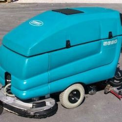 Commercial Floor Scrubber And Polisher