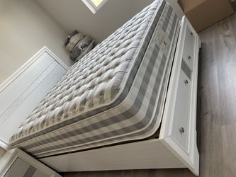 Queen Double Pillow Top 