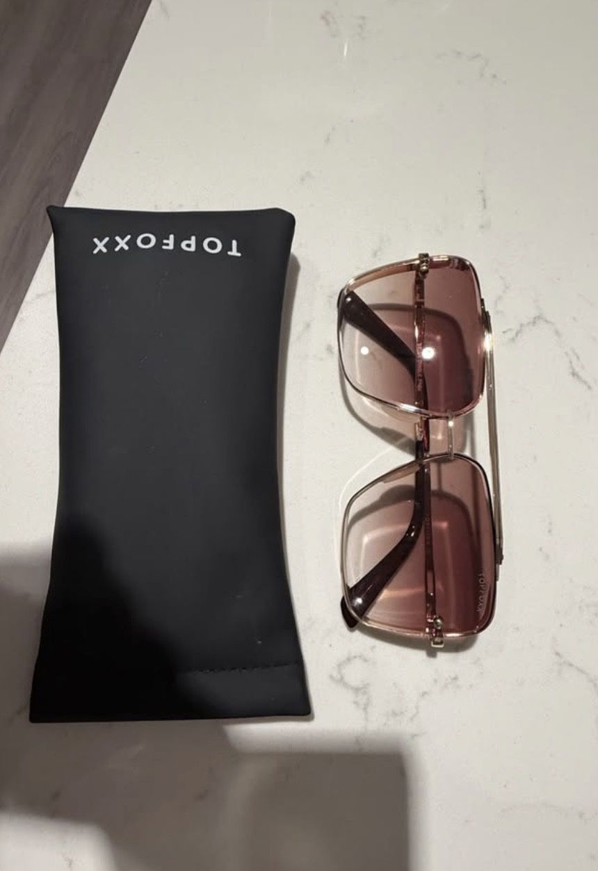 Topfoxx Gold Aviator Sunglasses - BRAND NEW!